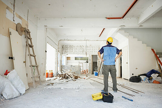 hausbau-haus-bauen-eigenleistung-handwerker-rohbau-04